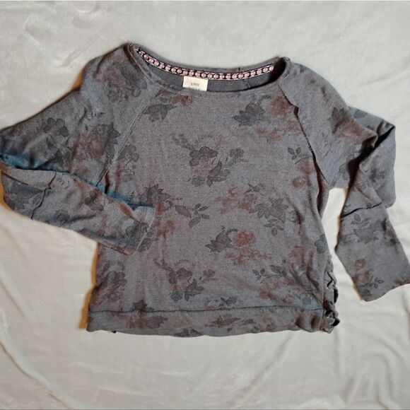 M Shirt Duo USED - Picture 2 of 9